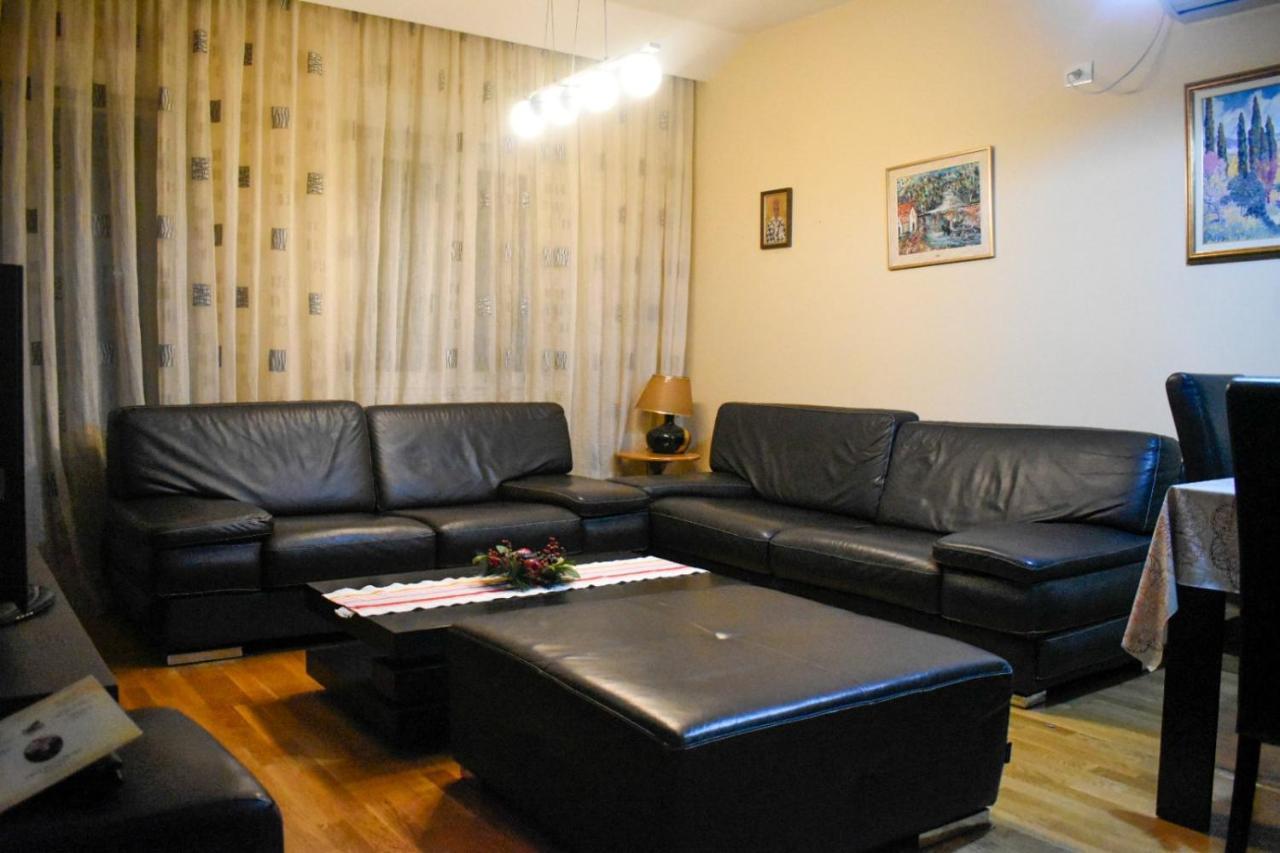 Apartman Sara 2 波德戈里察 外观 照片